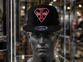Snapback noire réglable Uvea mo Futuna.